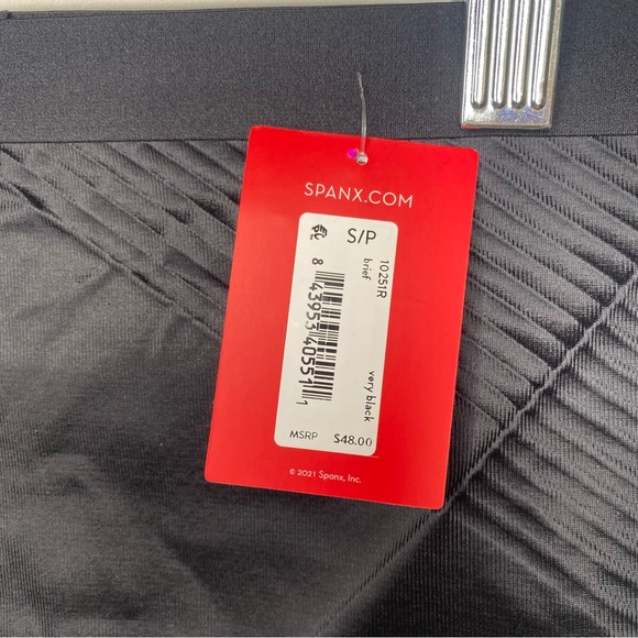 NWT SPANX Thinstincts 2.0 Brief - Picture 3 of 5